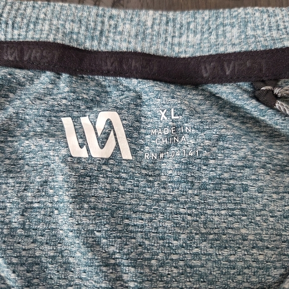 Men's VRST XL Circuit Seamless Space Dye Blue Green Performance T-Shirt New - Picture 4 of 12